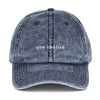 que chatice - Washed-Out hat